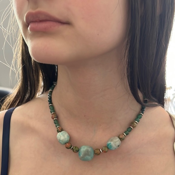 Handmade Precious Crystal Gemstones Necklace and Bracelet Set - Picture 2 of 5